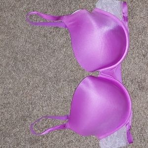 Victoria's Secret Biofit 36DD Bra Purple